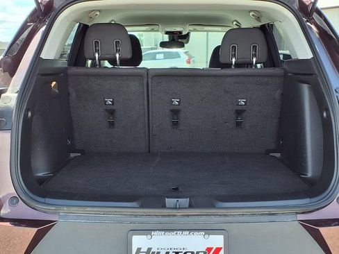 Used 2023 Chevrolet TrailBlazer LT FWD image 19
