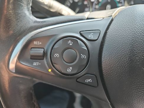 Used 2019 Buick Enclave Avenir w/ Avenir Technology Package FWD image 39