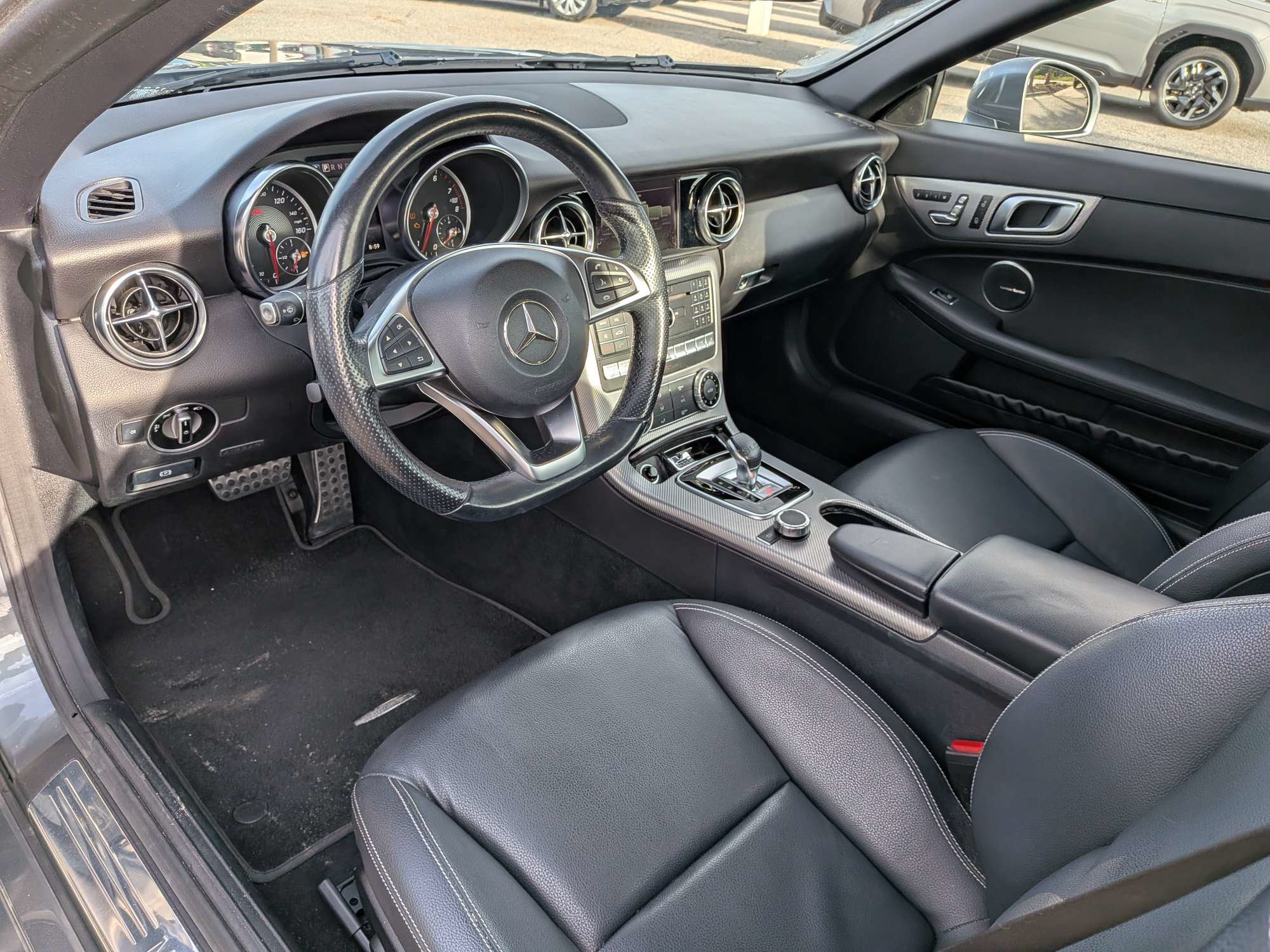Used 2017 Mercedes-Benz SLC 300 image 15