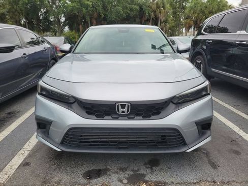 Used 2024 Honda Civic EX-L image 2