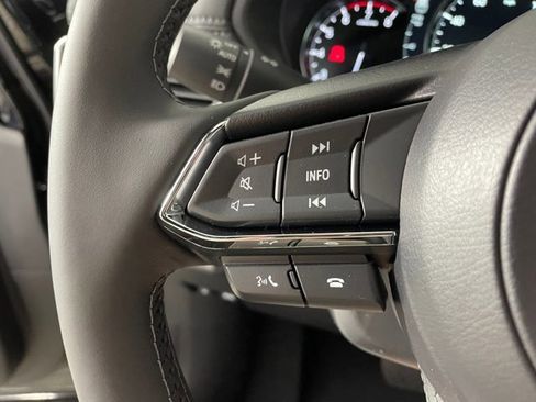 New 2025 MAZDA CX-5 Signature image 12