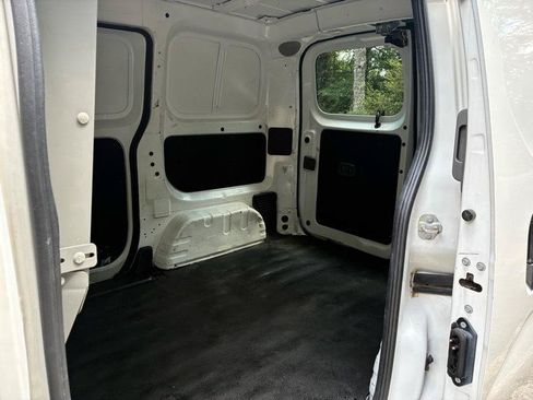 Used 2019 Nissan NV200 S w/ Cruise Control Package FWD image 19