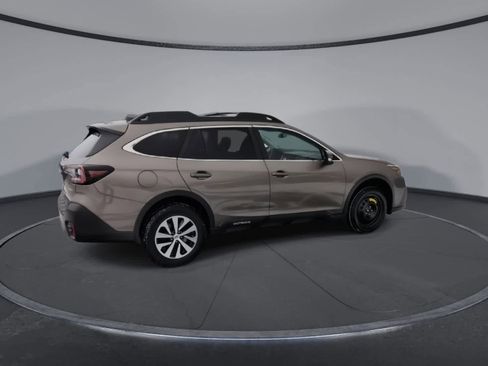 Used 2022 Subaru Outback Premium image 8