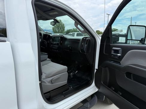 Used 2017 Chevrolet Silverado 2500 W/T w/ WT Convenience Package AWD/4WD image 17