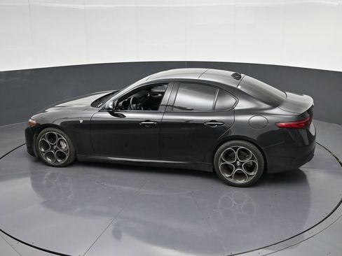 Used 2023 Alfa Romeo Giulia Ti RWD image 30