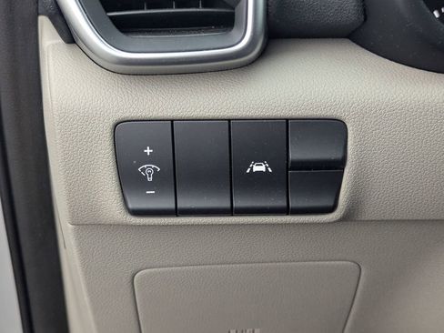 Used 2020 Kia Sportage LX image 23