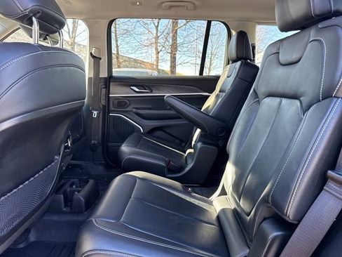 Used 2021 Jeep Grand Cherokee L Limited image 9