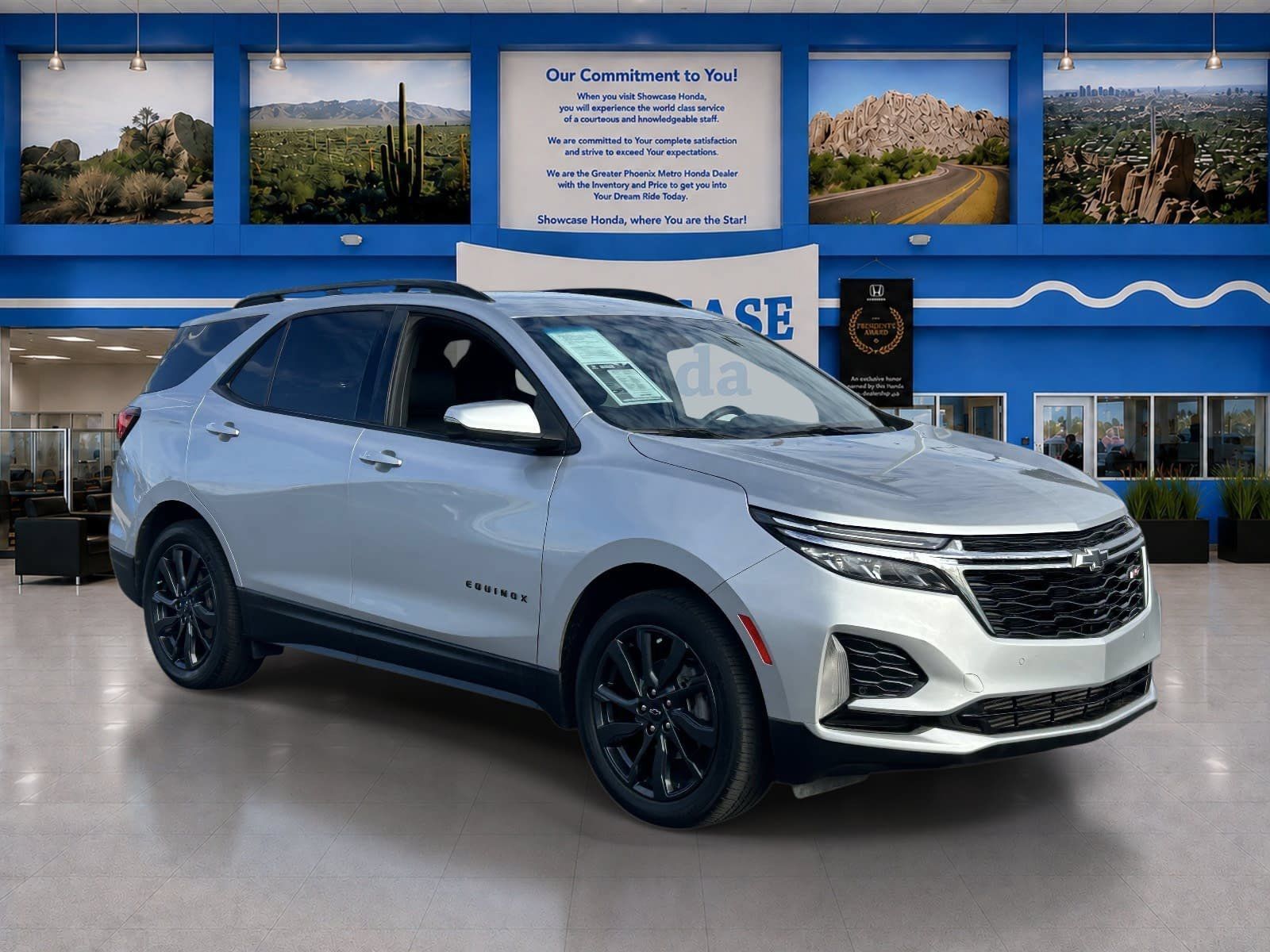 Used 2022 Chevrolet Equinox RS w/ RS Leather Package FWD image 6