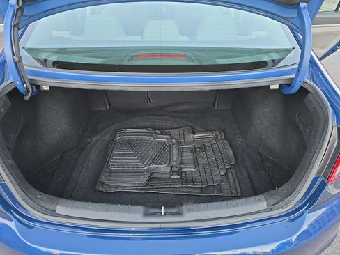 Used 2019 Hyundai Elantra SEL image 12