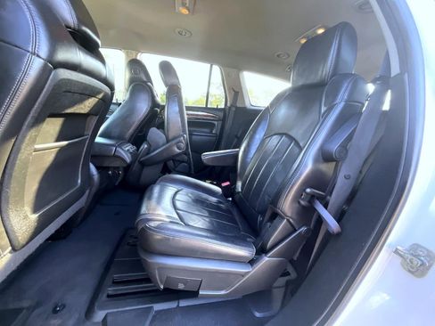 Used 2013 Buick Enclave Leather AWD/4WD image 22