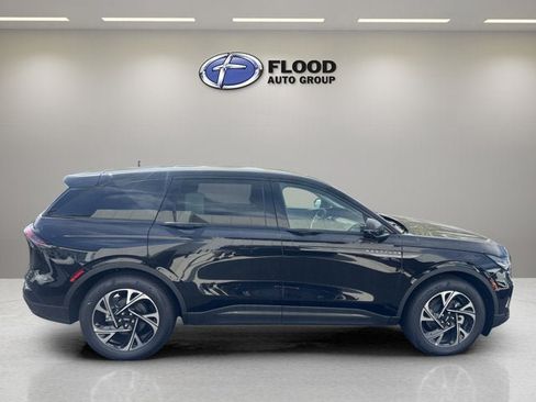 New 2026 Lincoln Nautilus Premier w/ Equipment Group 102A AWD/4WD image 4