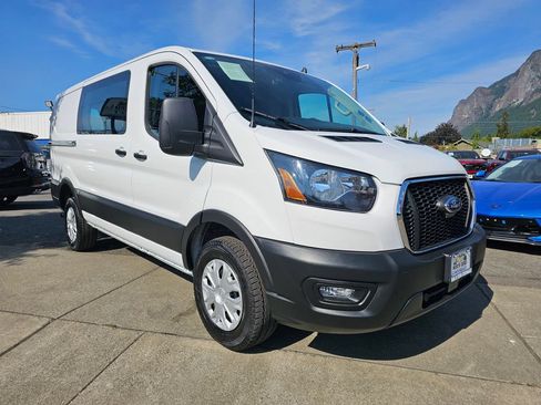 Used 2025 Ford Transit 250 Low Roof w/ Exterior Upgrade Package RWD image 3