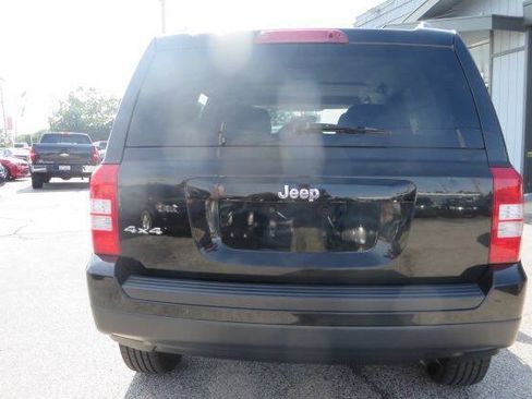 Used 2015 Jeep Patriot Sport w/ Power Value Group AWD/4WD image 8