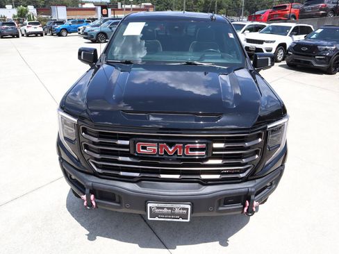 Used 2023 GMC Sierra 1500 AT4X AWD/4WD image 11