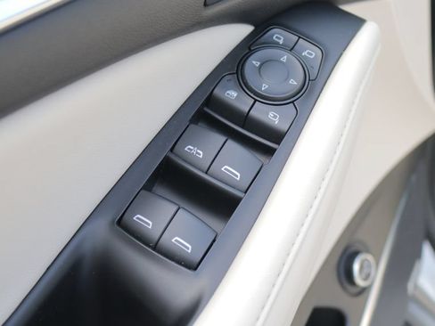 Used 2024 Buick Enclave Avenir w/ Trailering Package, 5000 lbs. FWD image 11
