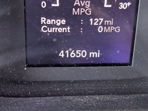 Used 2022 Jeep Wrangler Willys image 9