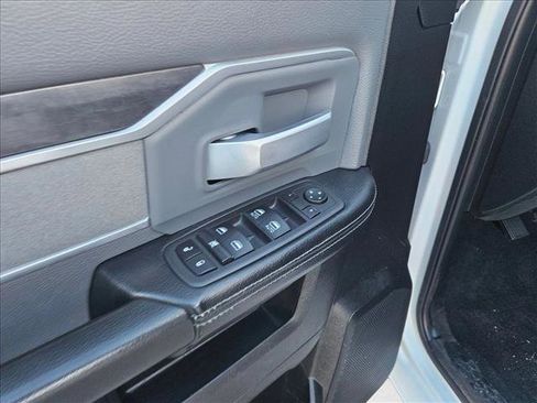 Used 2022 RAM 2500 Big Horn w/ Cold Weather Group image 12