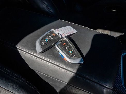 Used 2021 BMW M4 Coupe image 24