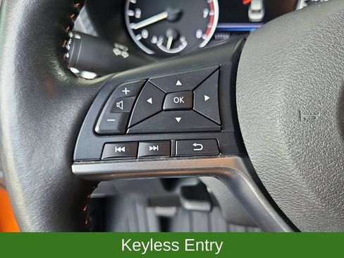Used 2025 Nissan Sentra SR w/ SR Premium Package FWD image 11