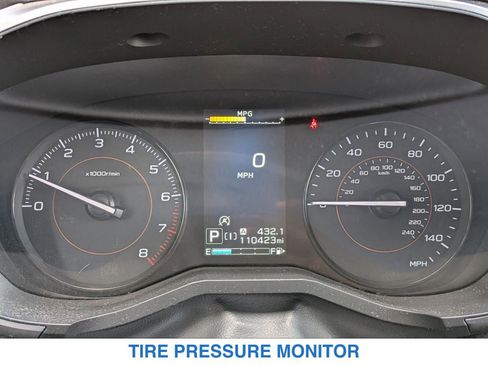 Used 2023 Subaru Crosstrek 2.0i Premium AWD/4WD image 16