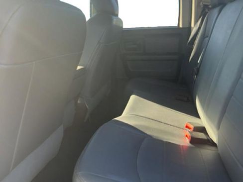 Used 2017 RAM 1500 Express image 7