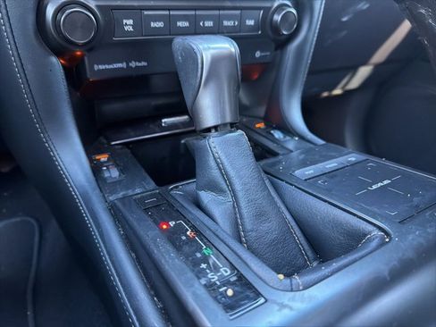 Used 2023 Lexus GX 460 Premium image 15