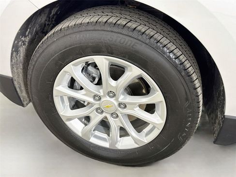 Used 2018 Chevrolet Equinox LT AWD/4WD image 31
