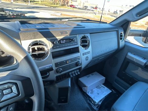 New 2026 Ford F650 Reg Cab image 18