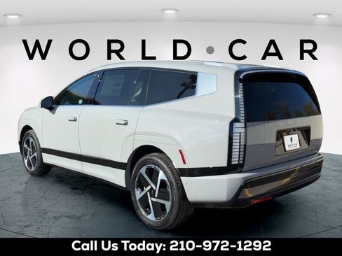 New 2026 Hyundai Ioniq 9 Calligraphy image 6