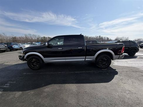 Used 2015 RAM 1500 Laramie w/ Convenience Group AWD/4WD image 4