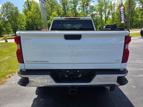Used 2025 Chevrolet Silverado 2500 LT AWD/4WD image 6