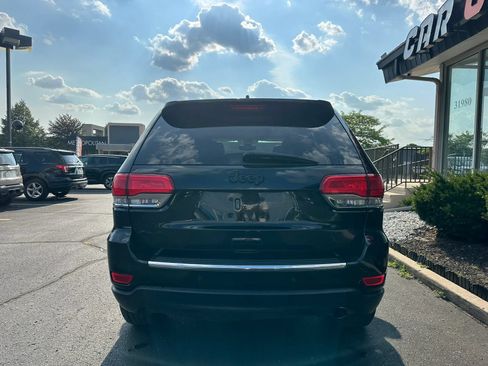 Used 2018 Jeep Grand Cherokee Limited AWD/4WD image 5