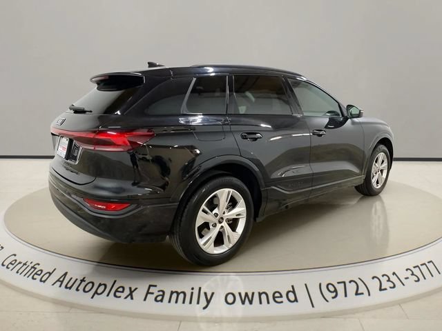 Used 2025 Audi Q6 e-tron Premium w/ Convenience Package RWD image 5