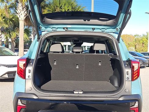 Certified 2026 Kia Seltos SX w/ SX Sunroof Package image 6