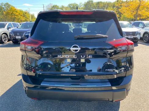 New 2026 Nissan Rogue SV image 5