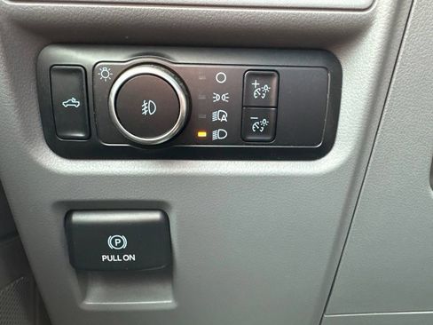Used 2023 Ford F150 XLT AWD/4WD image 27
