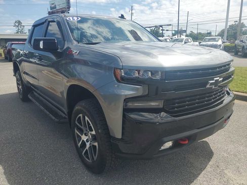 Used 2019 Chevrolet Silverado 1500 LT Trail Boss AWD/4WD image 8
