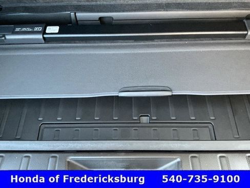 Used 2024 Subaru Ascent Touring AWD/4WD image 23