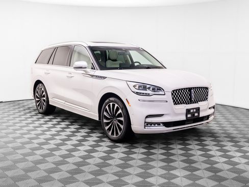 Used 2021 Lincoln Aviator Black Label Grand Touring AWD/4WD image 7
