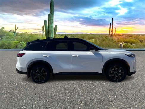 New 2026 INFINITI QX60 Autograph image 3