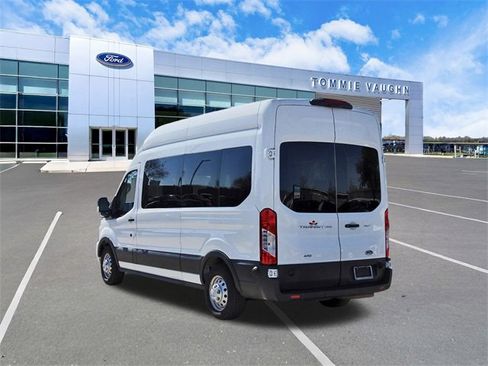 Used 2024 Ford Transit 350 XLT image 2