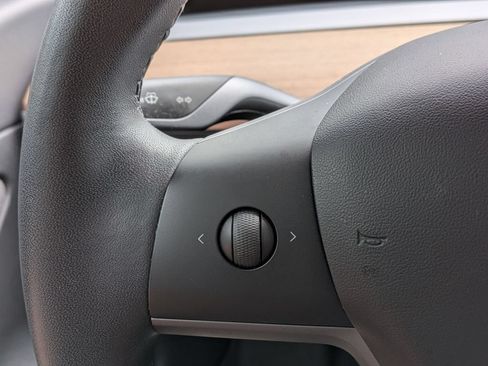 Used 2020 Tesla Model 3 RWD image 15