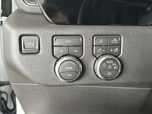 New 2026 GMC Sierra 1500 SLT w/ SLT Premium Plus Package image 19