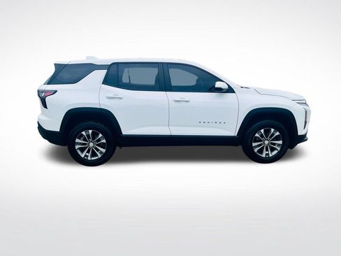 Used 2025 Chevrolet Equinox LT FWD image 8
