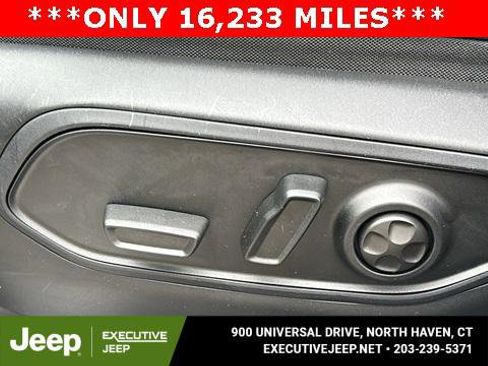 Certified 2022 Jeep Grand Cherokee Overland image 10