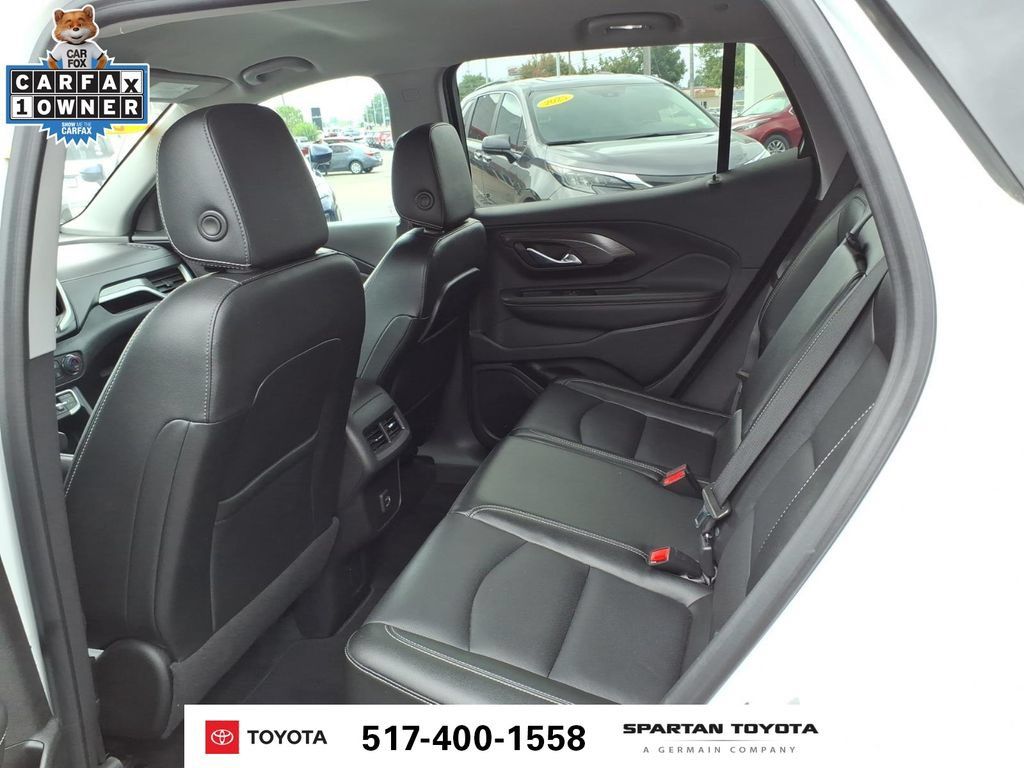 Used 2024 GMC Terrain SLT FWD image 12
