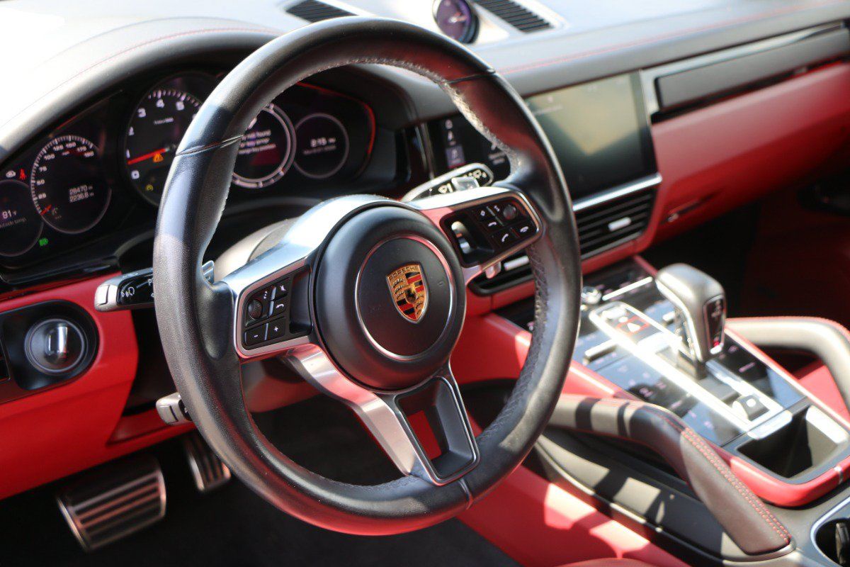 Used 2019 Porsche Cayenne S AWD/4WD image 19