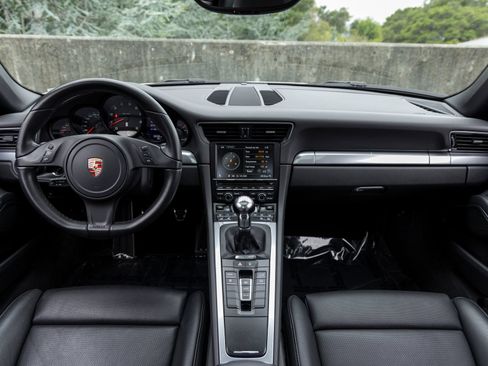 Used 2013 Porsche 911 Carrera RWD image 32