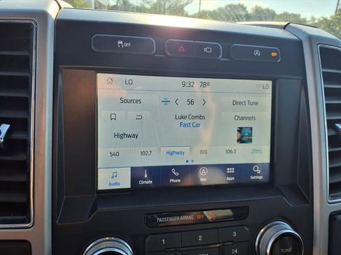 Used 2020 Ford F150 Lariat w/ Equipment Group 502A Luxury image 14