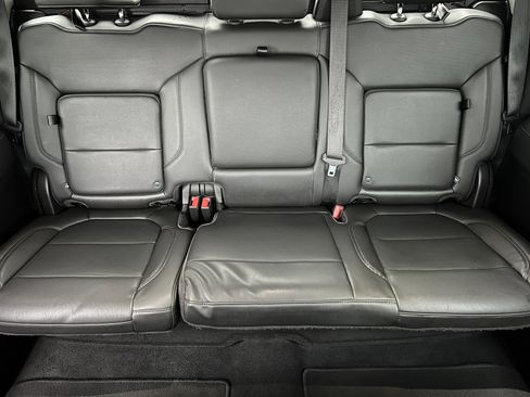 Used 2020 GMC Sierra 1500 SLT w/ SLT Convenience Package image 16